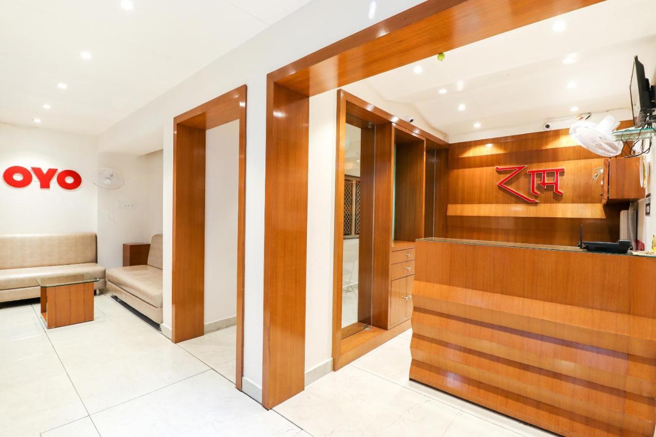 Oyo 26781 Hotel Raghupati Ayodhya Dış mekan fotoğraf