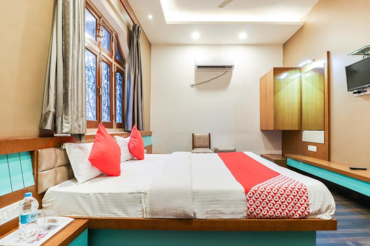 Oyo 26781 Hotel Raghupati Ayodhya Dış mekan fotoğraf
