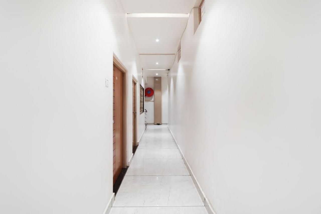 Oyo 26781 Hotel Raghupati Ayodhya Dış mekan fotoğraf